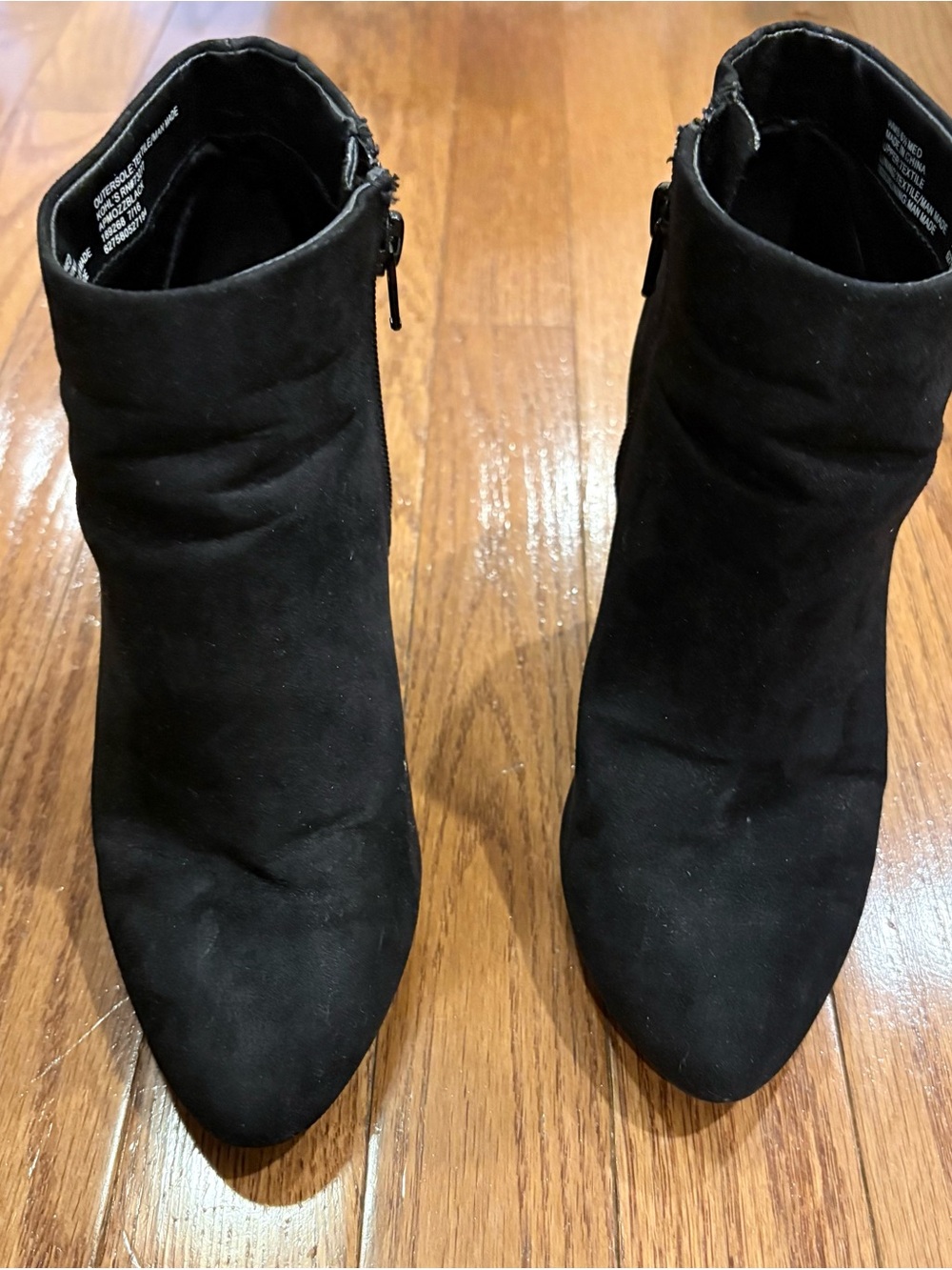 Kohl's APT. 9 Black Pointed Toe Ankle Booties with Side Zip